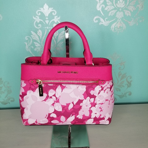 Michael Kors Handbags - Michael Kors Hailee Small XS Satchel Granita Pink